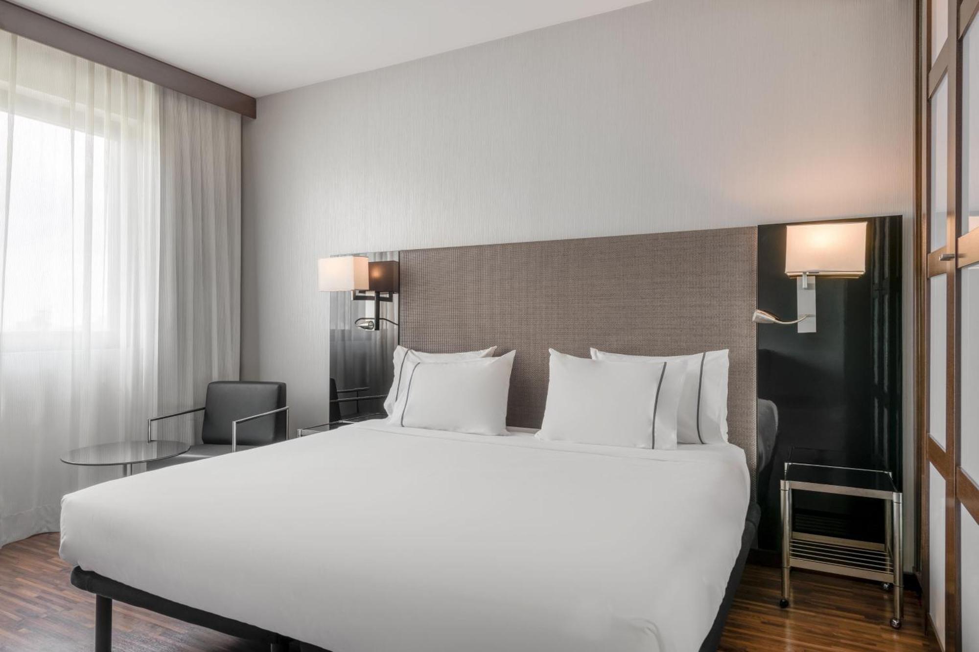 Ac Hotel Brescia By Marriott Bagian luar foto