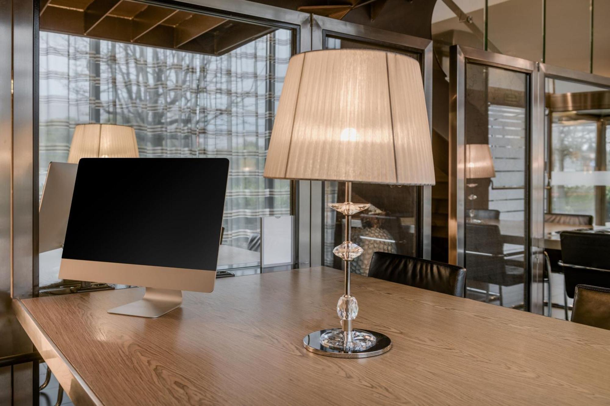 Ac Hotel Brescia By Marriott Bagian luar foto