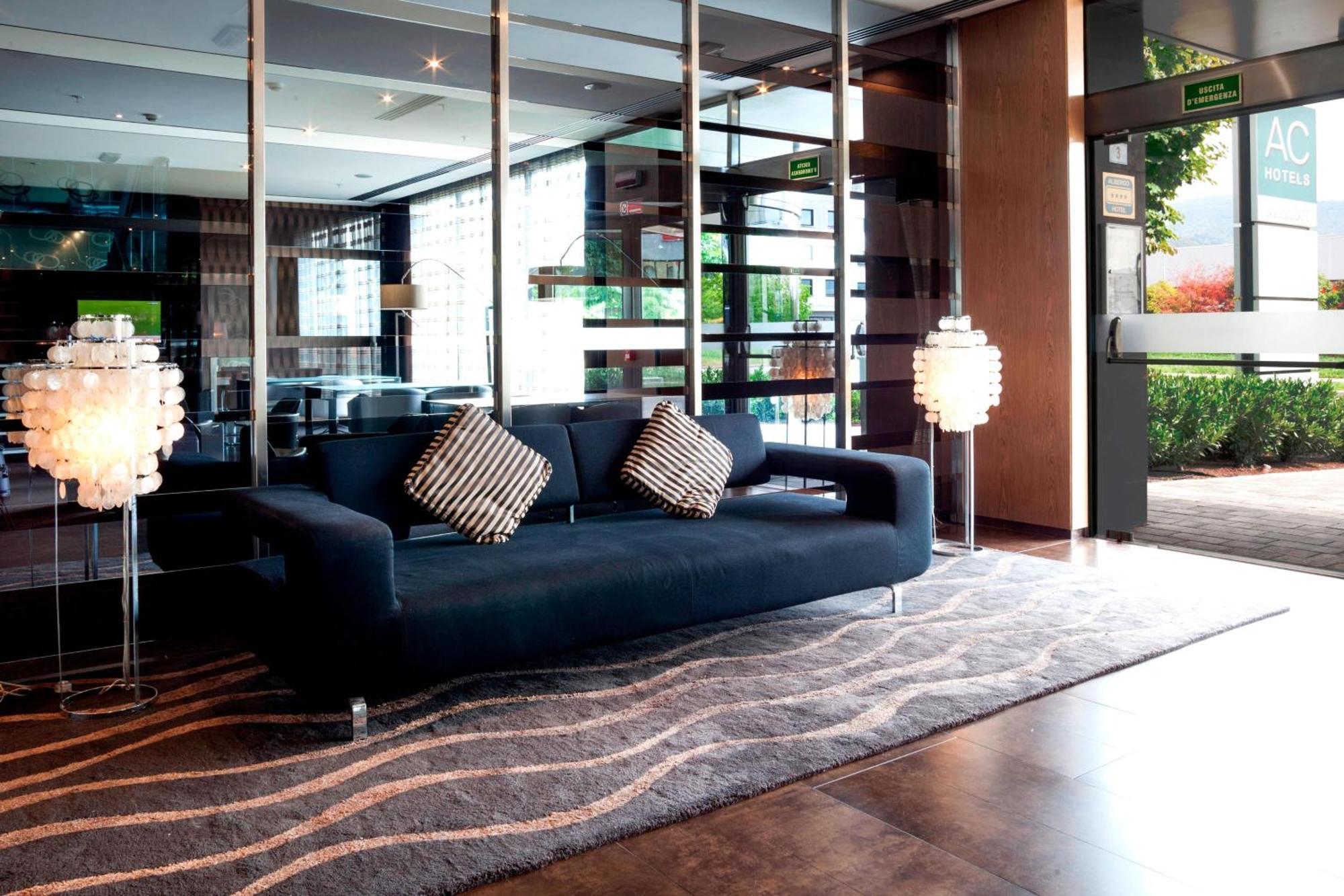 Ac Hotel Brescia By Marriott Bagian luar foto