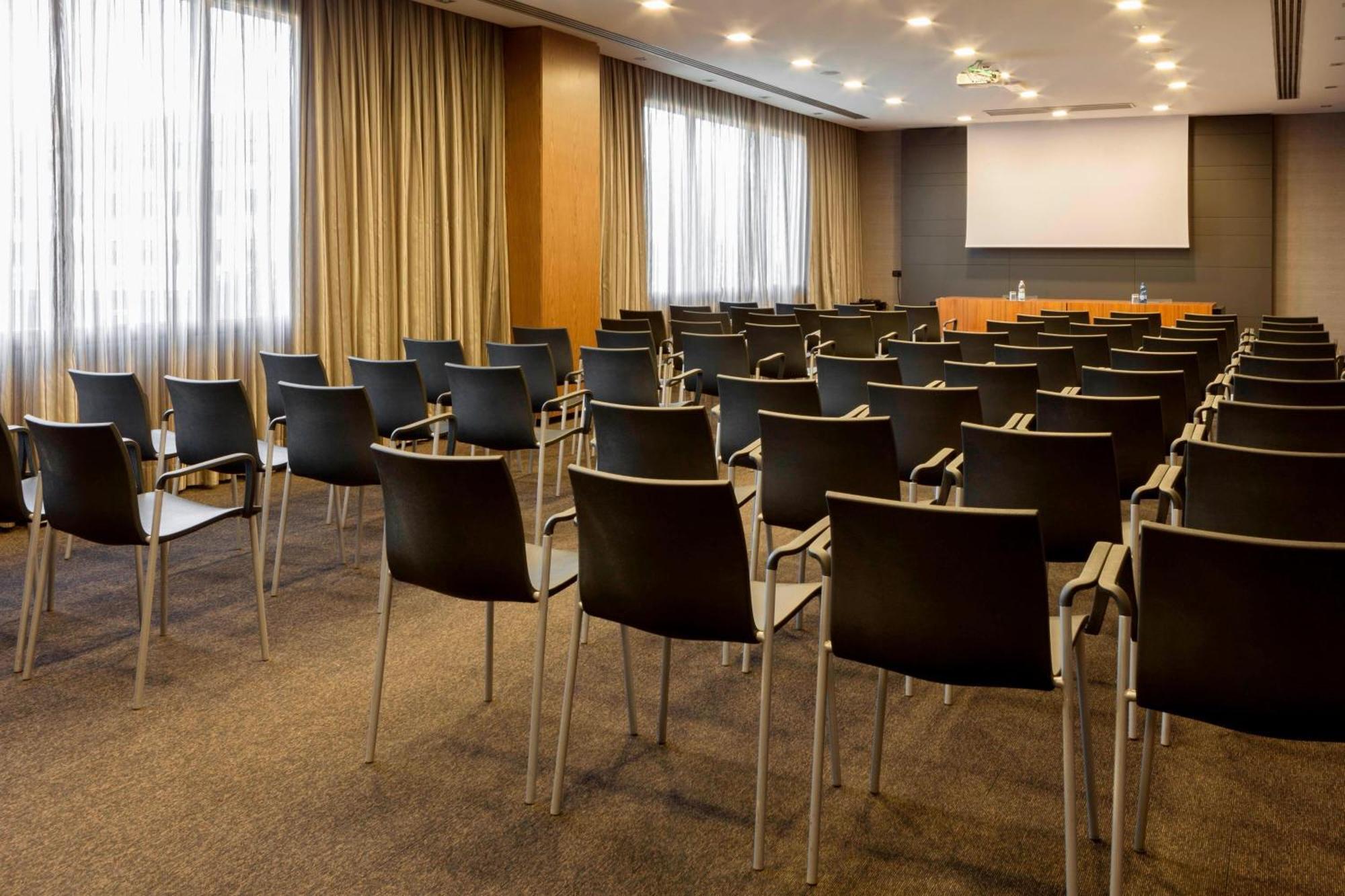 Ac Hotel Brescia By Marriott Bagian luar foto
