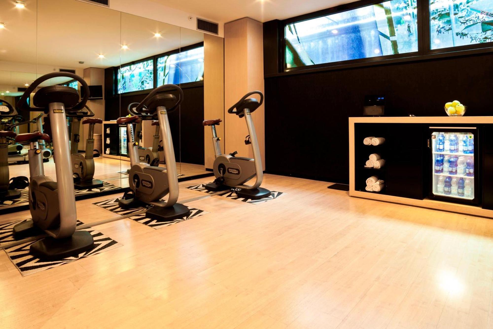 Ac Hotel Brescia By Marriott Bagian luar foto