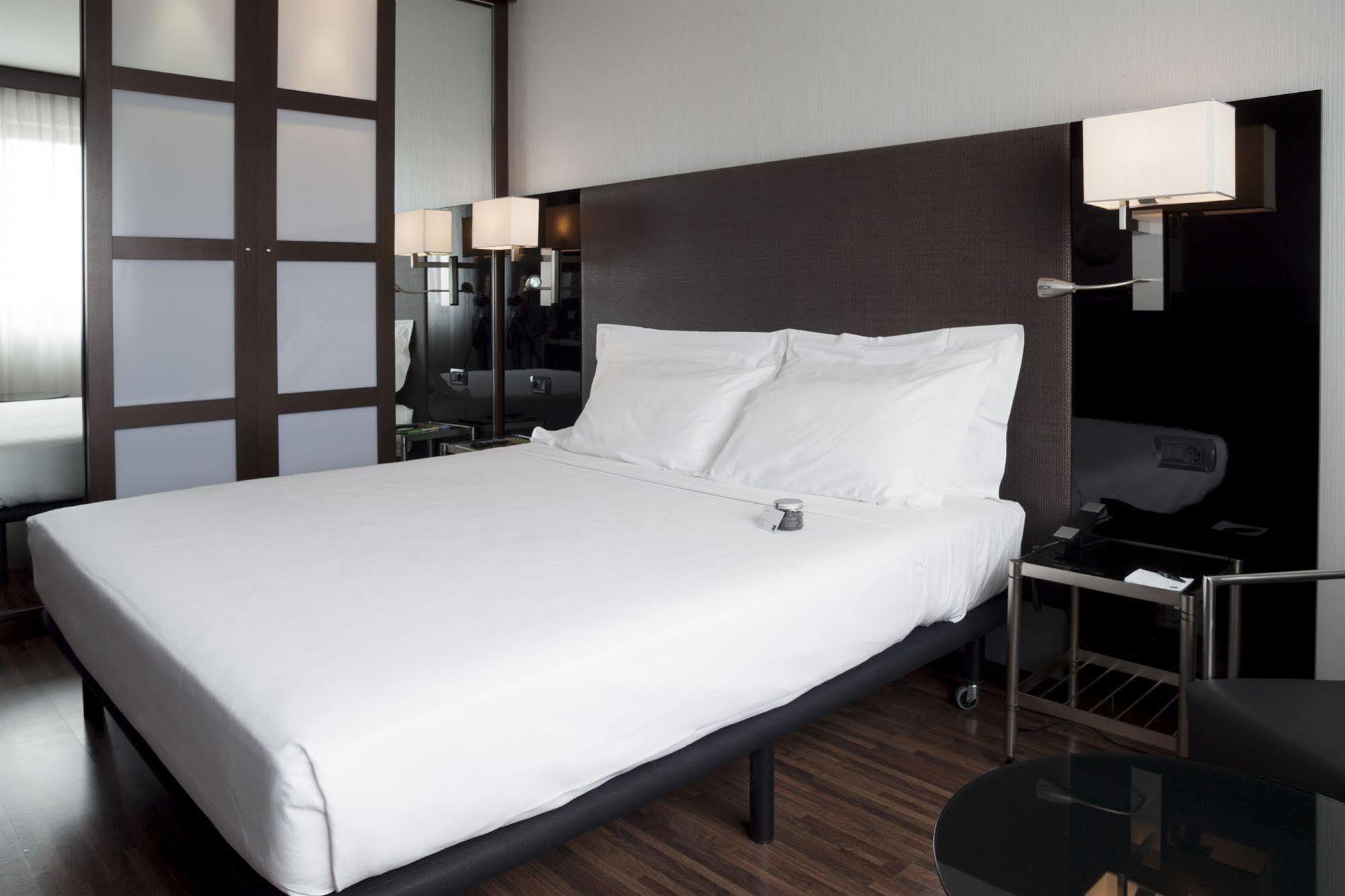Ac Hotel Brescia By Marriott Bagian luar foto